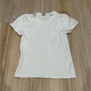 Aritzia White Short Sleeve Tee
